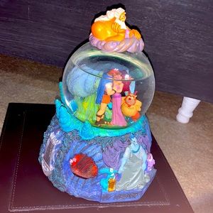 Disney Hercules rare snow globe